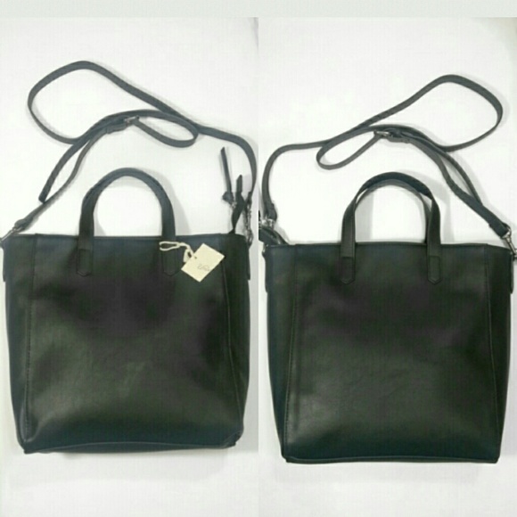 Universal Thread Handbags - Bucket bag